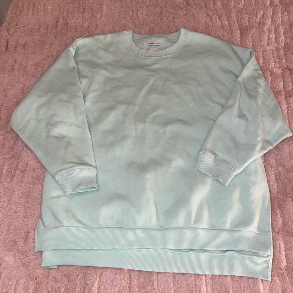 American Eagle mint green crew neck